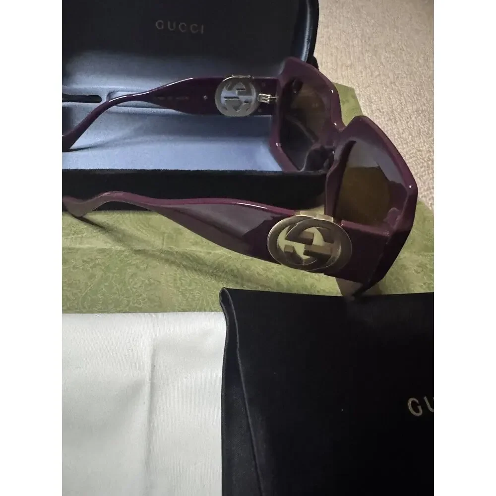 Gucci Square Oversized Sunglasses in Deep Burgundy with Brown Lenses - Picture 5 of 9